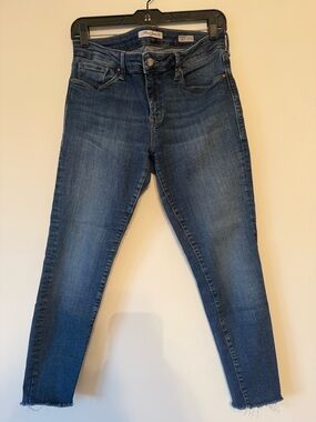 Mavi Adriana Mid-Rise Super Skinny Ankle Jeans – Raw Hem